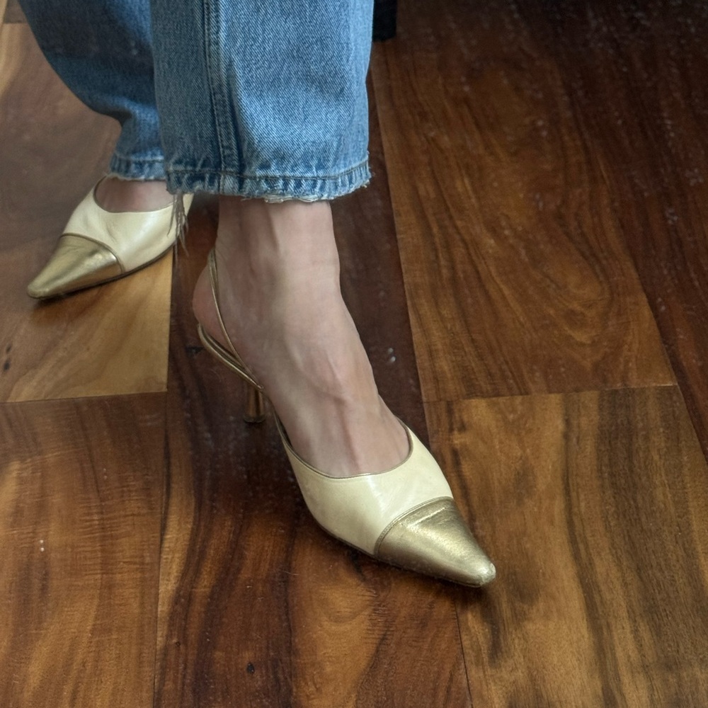 Vintage Chanel Slingback Heels - Picture 2 of 6